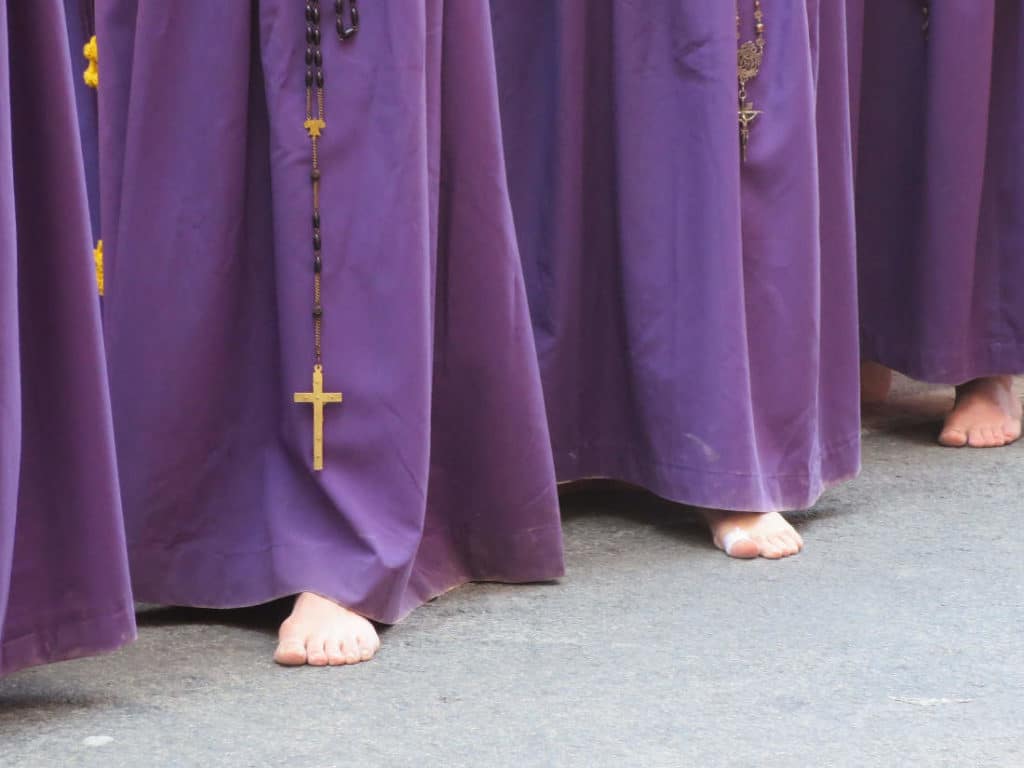 Nazarenos de la Semana Santa de Andalucía