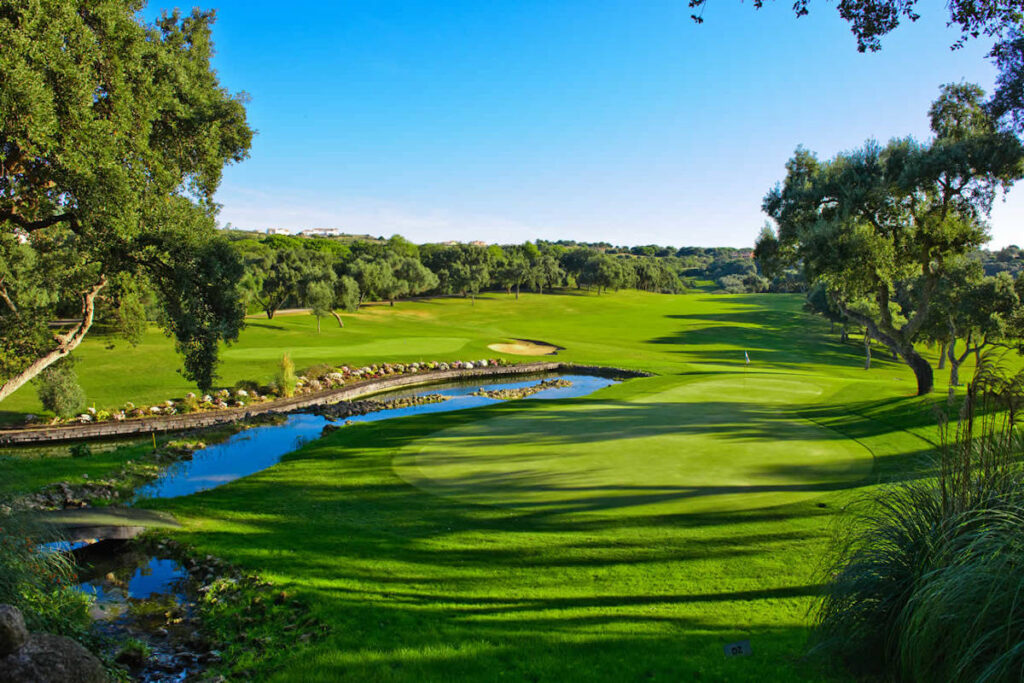 Club de Golf Valderrama. Hoyo 4 - La Cascada